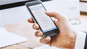 Vier Belgen op tien riskeren digitale uitsluiting